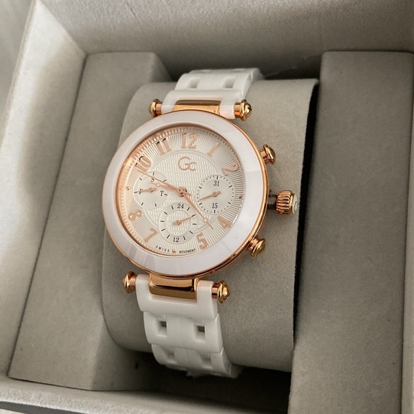 New GC PRIMECHIC ROSE GOLD CERAMIC Women's Watch - Picture 9 of 10